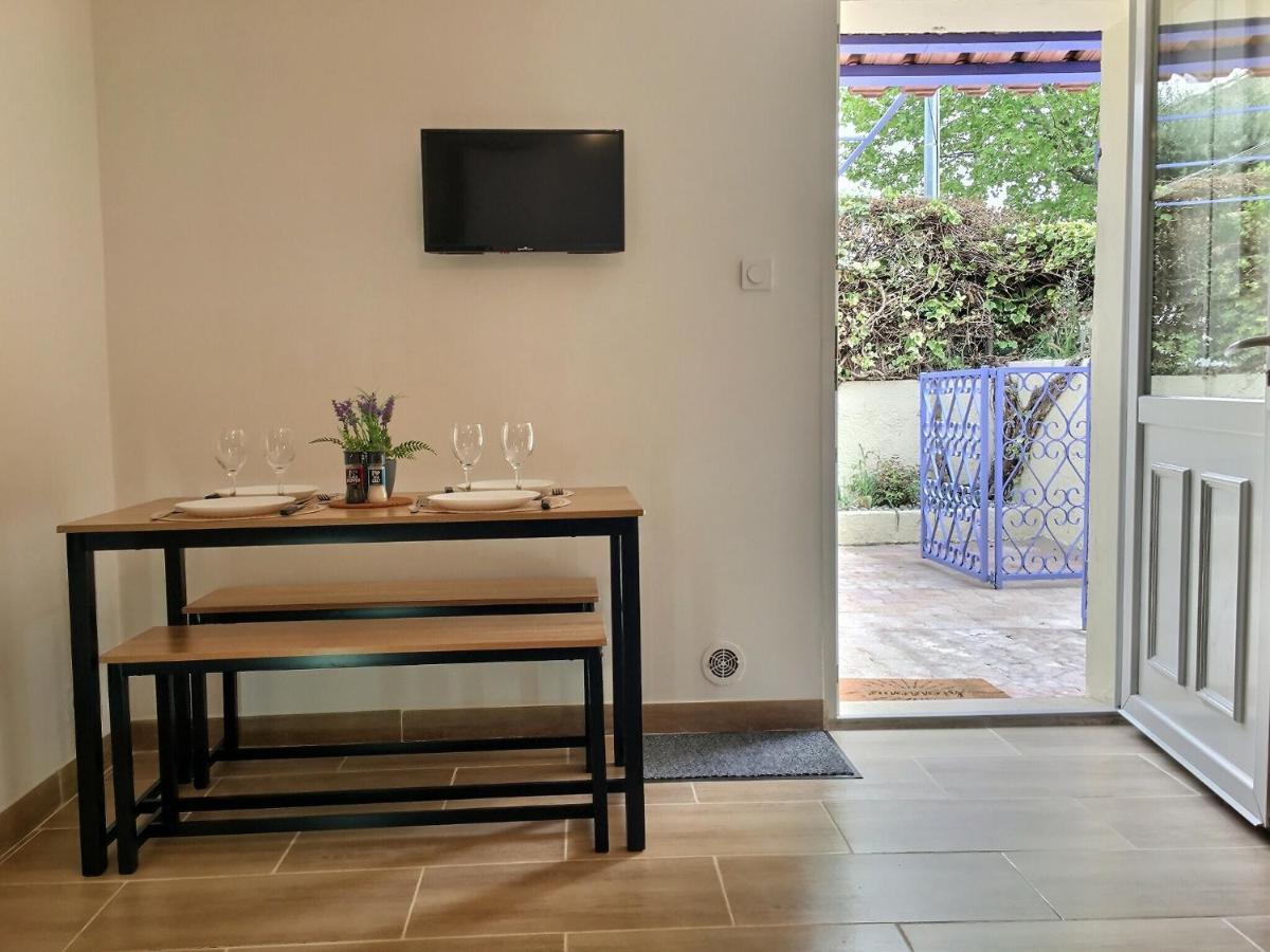 Bleu Lavande - Coquet Appartement Ambiance Village Istres Ngoại thất bức ảnh